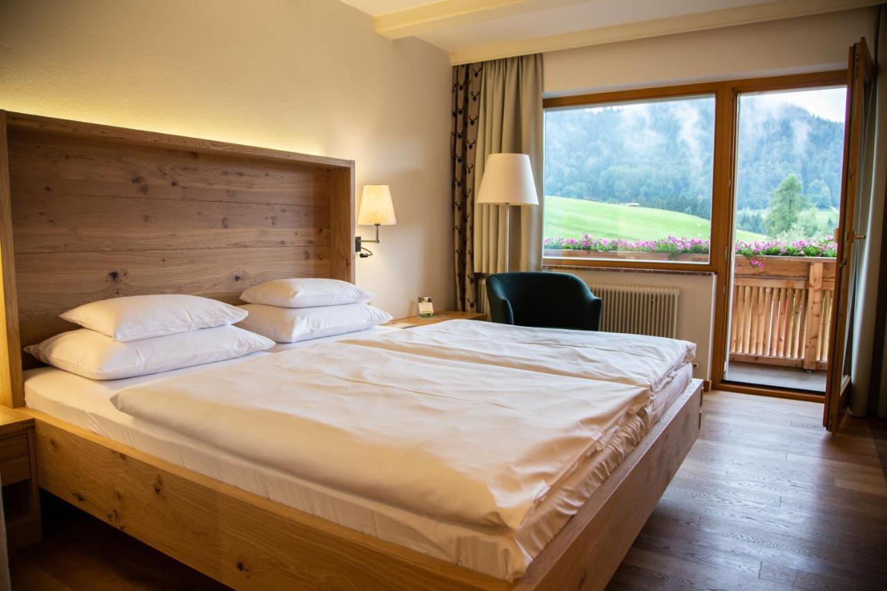 Hotel Garni Kranzbichlhof Durrnberg ภายนอก รูปภาพ